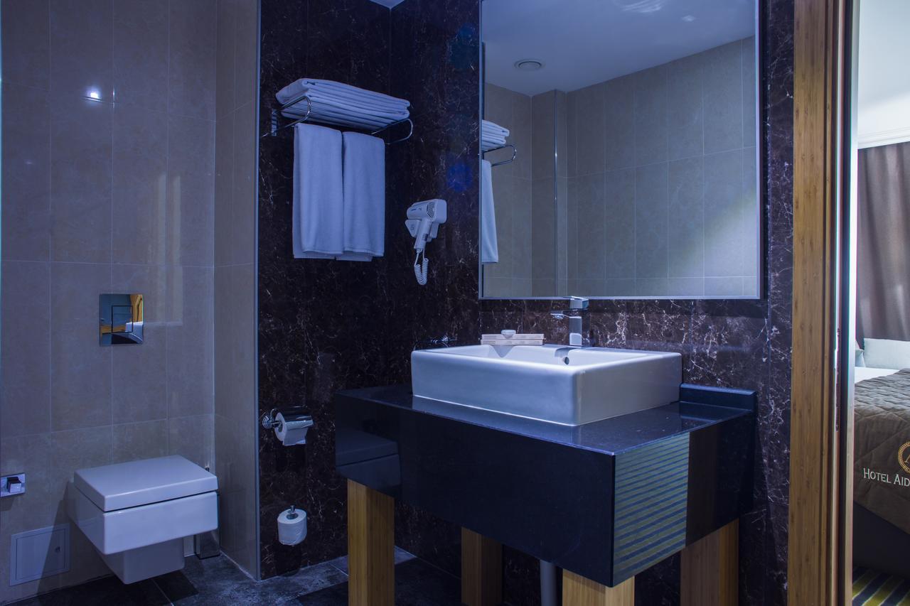 Aidana Plaza Hotel Шимкент Екстер'єр фото