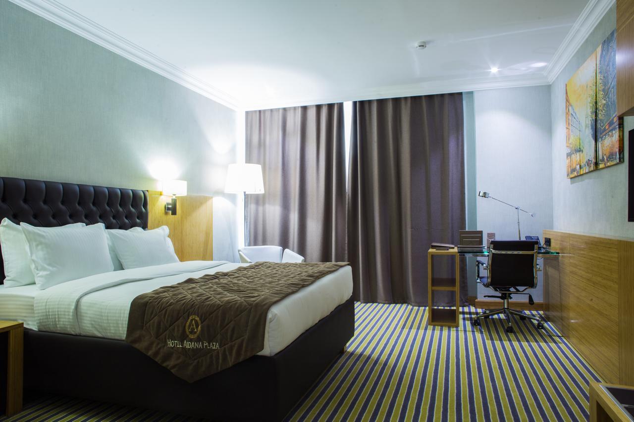 Aidana Plaza Hotel Шимкент Екстер'єр фото